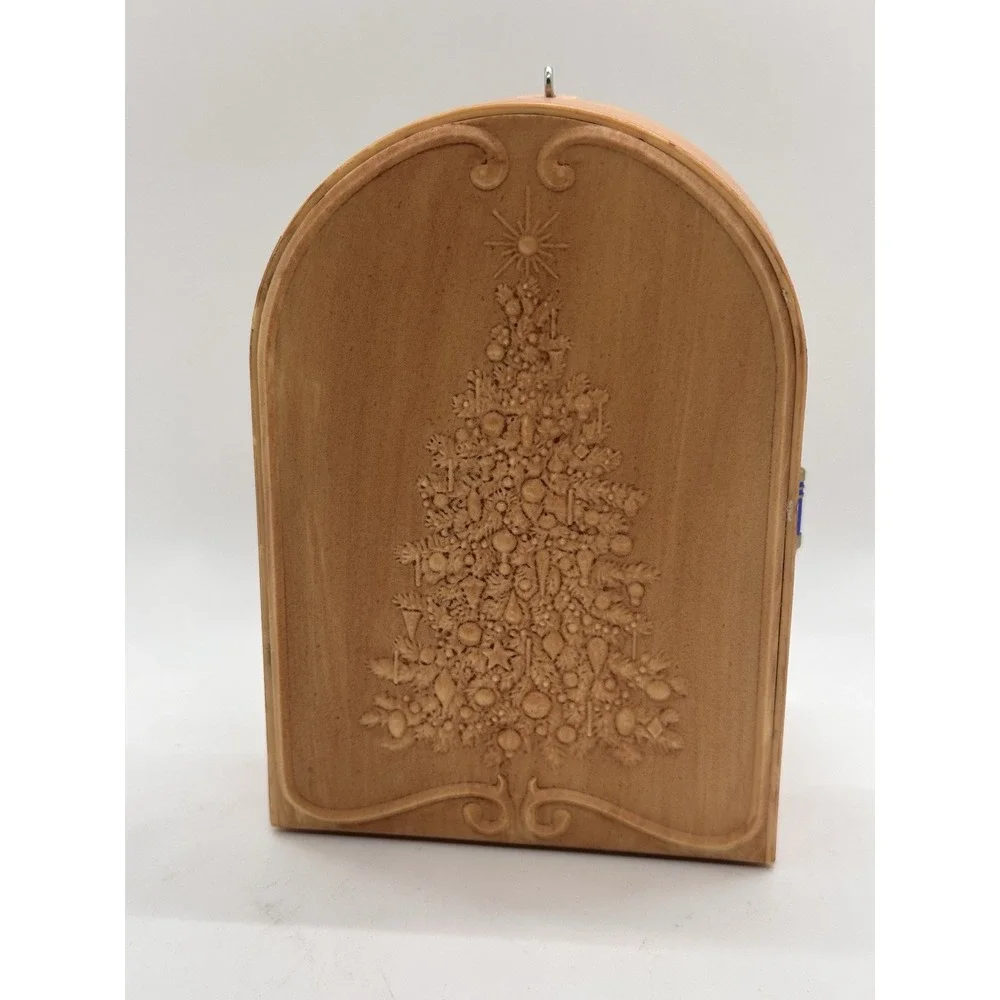 Hallmark Keepsake Santa's Workshop Magic Light‎ Sound Christmas Ornament 2017